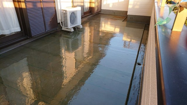 葛飾区　戸建て　バルコニーウレタン防水